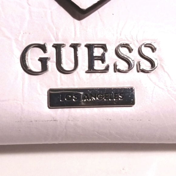 Beautiful Guess ⚜️ Compartment Wallet - Picture 2 of 8